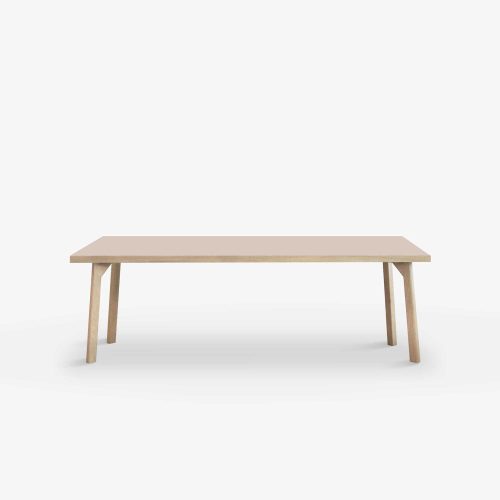 Room-Bench-150-front-powder